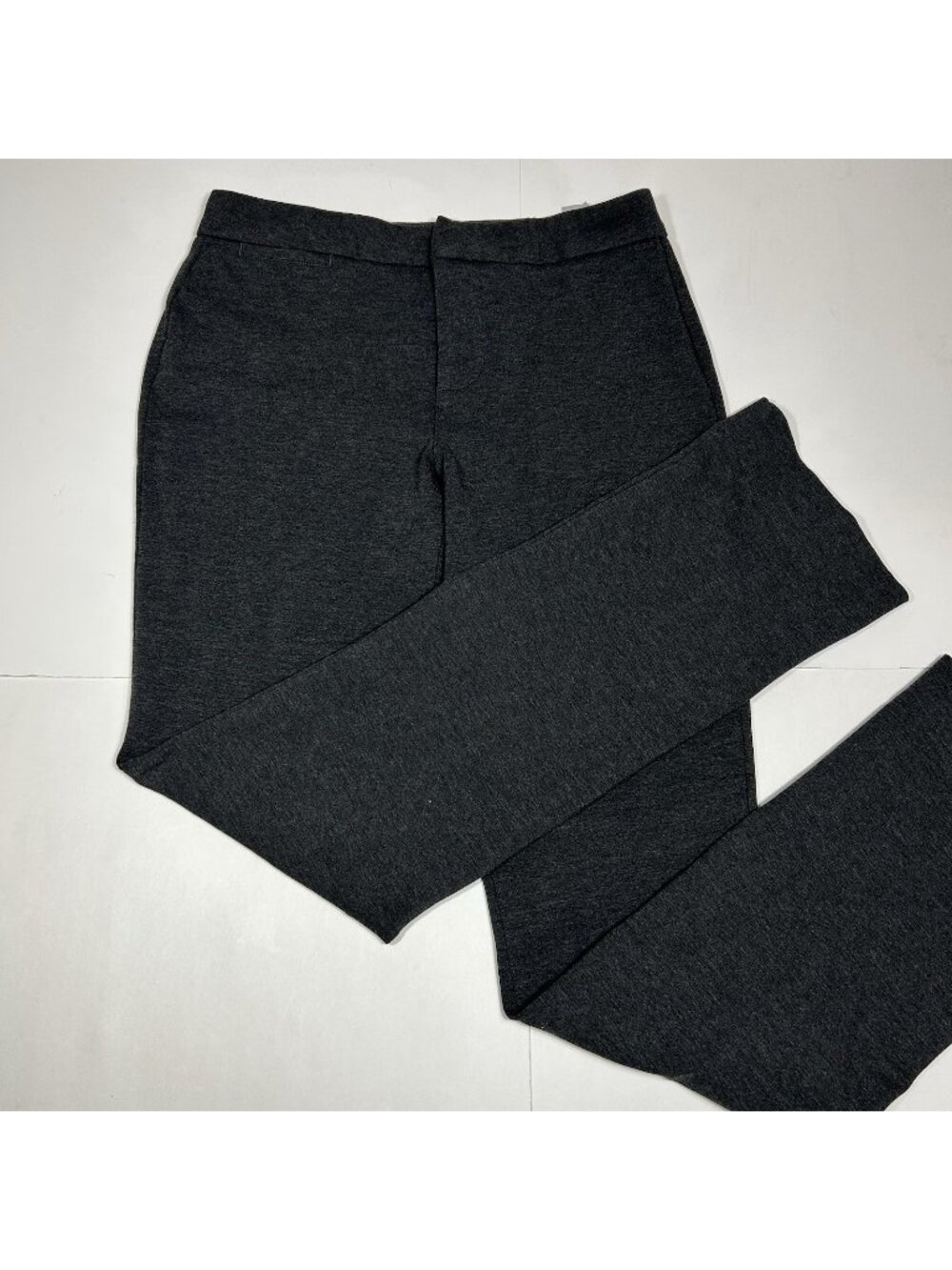 NYDJ Fit Is Everything Women Straight Leg Pants   Charcoal Gray LiftxTuck Sz 4